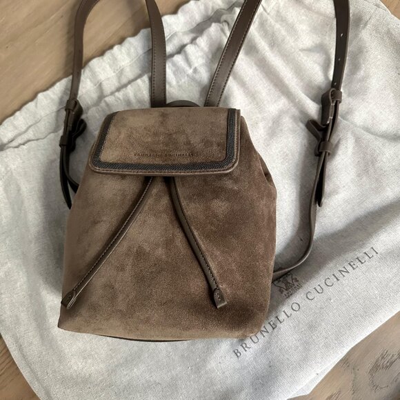 Brunello Cucinelli Logo Embossed Drawstring Backpack in warm beige - Picture 3 of 9